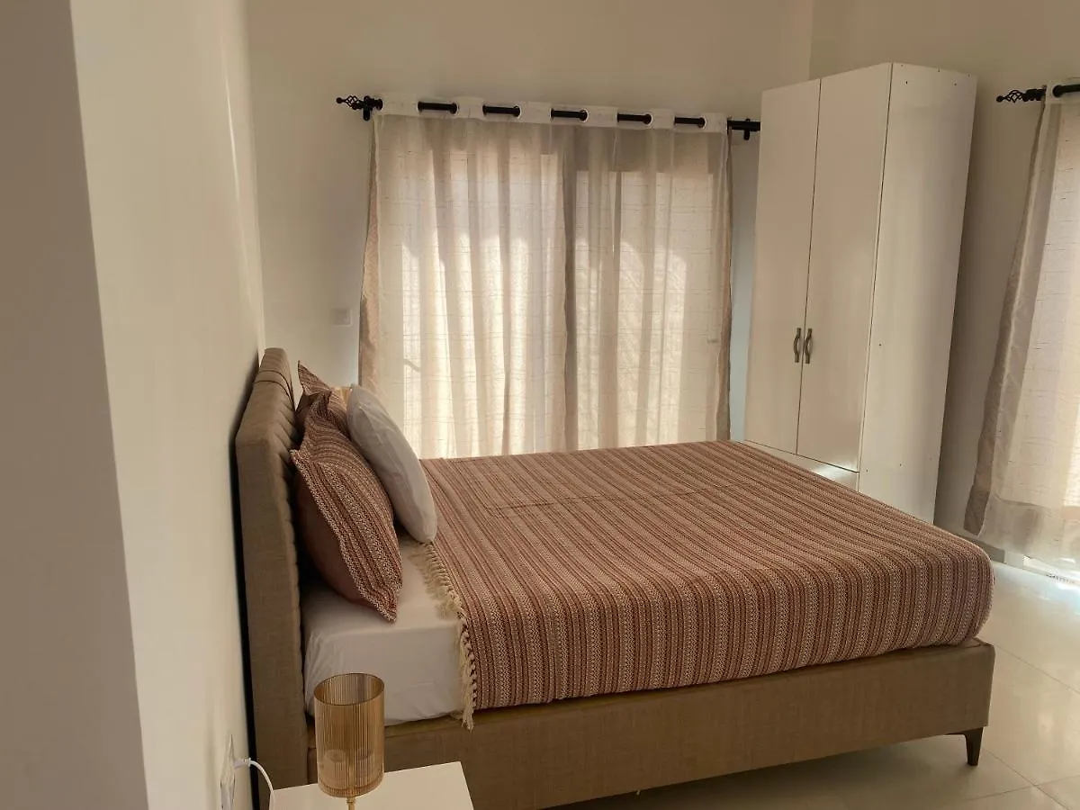 Apt De Luxe Gallo 2 - Mamelles Dakar 0*,  Senegal